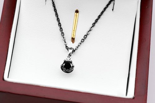 Złoty wisiorek WBD3178B - Diament na Arena.pl