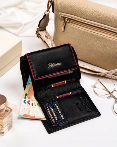 mały, skórzany portfel damski na zatrzask i suwak - peterson na Arena.pl