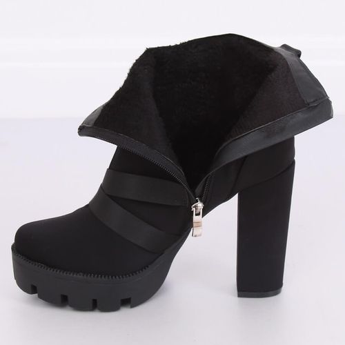 Botki na platformie czarne B9026 Black r.41 na Arena.pl