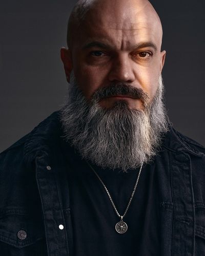 Srebrny wisiorek VEGVISIR WITH SKULL na Arena.pl