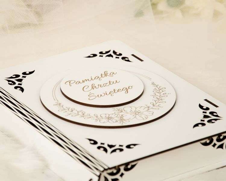 Biblia w pudełku z grawerem Pamiątka Chrztu Świętego OBC-3 zdjęcie 4