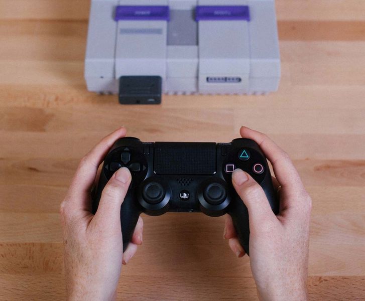 Adapter 8BITDO Retro Receiver do SNES/SFC Czarny zdjęcie 2