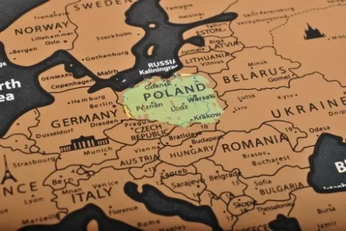 CZARNO-ZŁOTA MAPA ŚWIATA ZDRAPKA SUPER PREZENT na Arena.pl