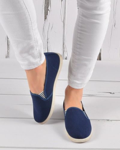 Pantofelek24.pl | Trampki Slip On 38 na Arena.pl