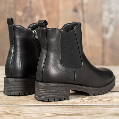 Czarne Sztyblety r.40 na Arena.pl