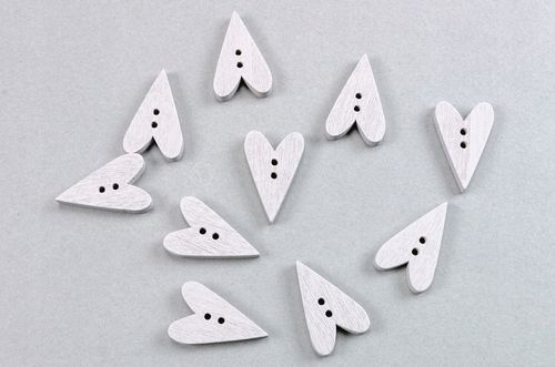 Guzik drewniany SERCE szary 10szt. na Arena.pl