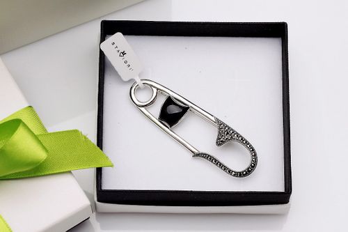 Broszka Staviori RDM3233 na Arena.pl