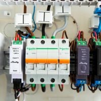 SHELLY MIERNIK ZUŻYCIA ENERGII ELEKTRYCZNEJ 2-KIERUNKOWY PRO 3EM 120A WIFI