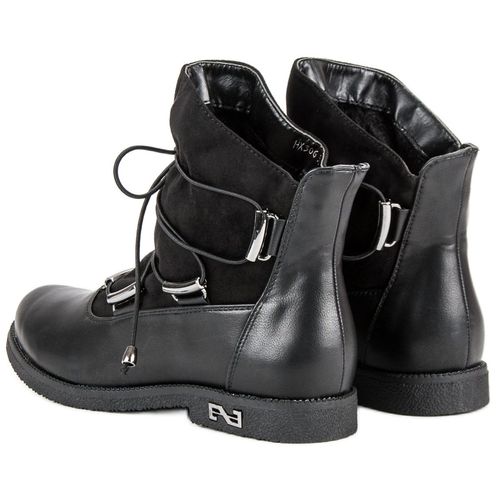 Czarne Botki r.38 na Arena.pl