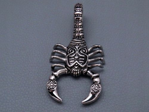 SREBRNY SKORPION NA ŁAŃCUSZEK STAL SZLACHETNA 316L na Arena.pl