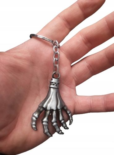 1 2348 Breloczek The Walking Dead Zombie Attack Łapka TWD na Arena.pl