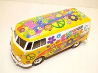 MOTORMAX VOLKSWAGEN T1 (Type 2) Delivery van Hot Rod Black w/Flames 1:24