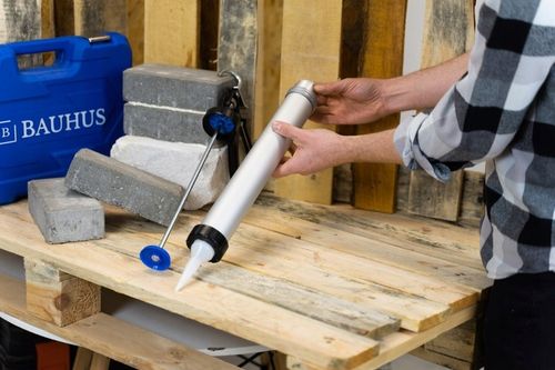 PISTOLET WYCISKACZ do mas silikonu tubowy do masy uszczelniaczy 600ml na Arena.pl