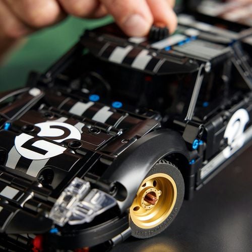 LEGO(R) TECHNIC 42223 Samochód wyścigowy 1966 Ford na Arena.pl
