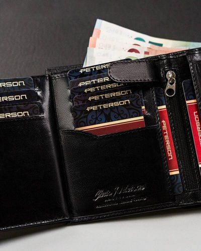 mały portfel męski bez zapięcia wykonany ze skóry naturalnej - peterson na Arena.pl