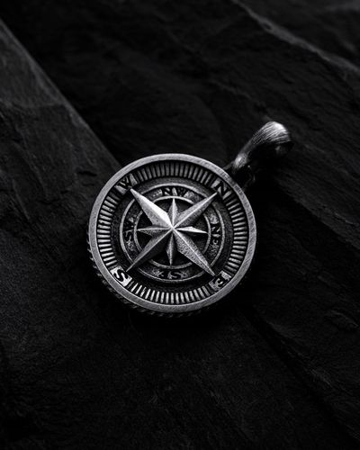 SREBRNY WISIOREK KOMPAS ZAWIESZKA MĘSKA SREBRO PRÓBA 925 REYTEL NA PREZENT na Arena.pl