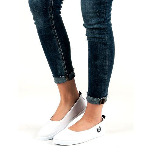 Białe Tekstylne Baleriny r.40 na Arena.pl