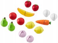 Duży drewniany sklep stragan teatr waga terminal płatniczy warzywa i owoce