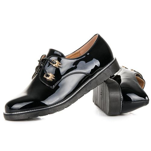 Lakierowane półbuty r.41 na Arena.pl