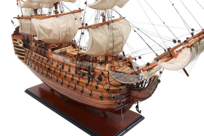 Ekskluzywny model żaglowca HMS Victory VIC80R zdjęcie 2