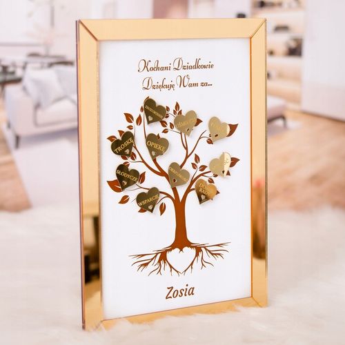 Prezent na dzień Babci i Dziadka Laurka z serduszkami i personalizacją na Arena.pl