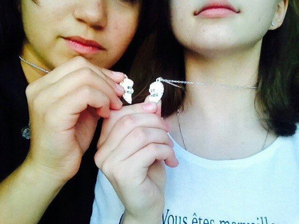 NASZYJNIK 2 NAJLEPSZYCH PRZYJACIÓŁEK BFF 24H zdjęcie 2