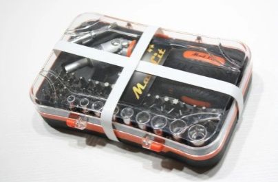 Śrubokręt w zestawie z bitami 61 elementów MadLit na Arena.pl