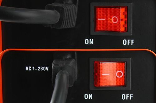 PROSTOWNIK INWERTOROWY 12V 24V ROZRUCH na Arena.pl