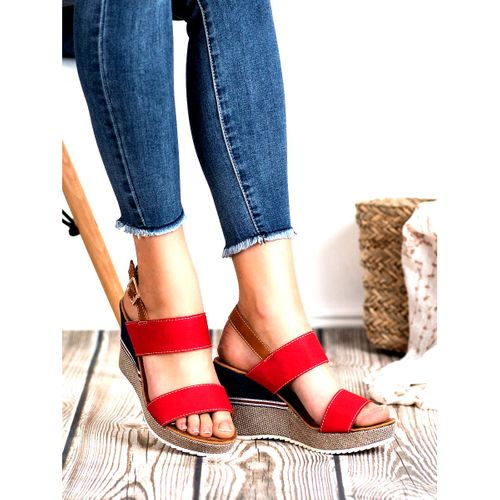 Czerwone Sandałki r.36 na Arena.pl