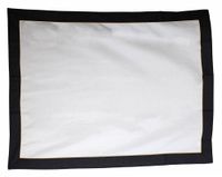 Obrus biały z czarną oblamówką 140x270cm
