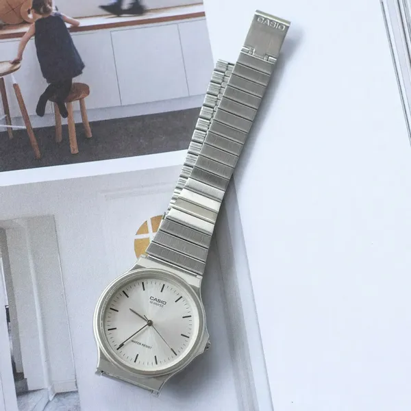 Zegarek Damski Casio MQ-24D-7E + BOX zdjęcie 2