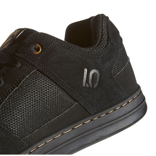 Buty adidas Freerider M BC0666 r.44 na Arena.pl