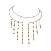 choker z satynowych perełek, z wiszącymi łańcuszkami (c25/mem/12au)