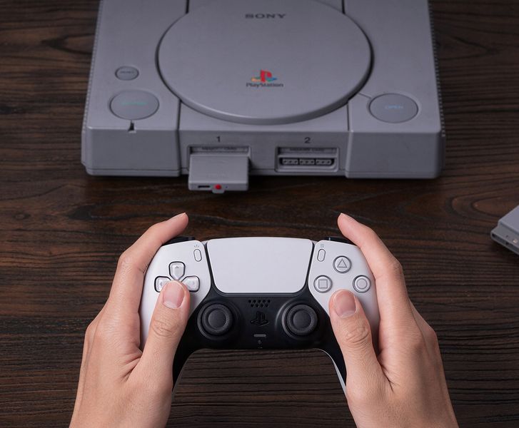 Zasilacz 8BitDo Retro Receiver for PS1/PS2 zdjęcie 14