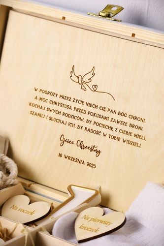 Pamiątka Chrztu Świętego Prezent na Chrzest z Grawerem BŁĘKITNE na Arena.pl