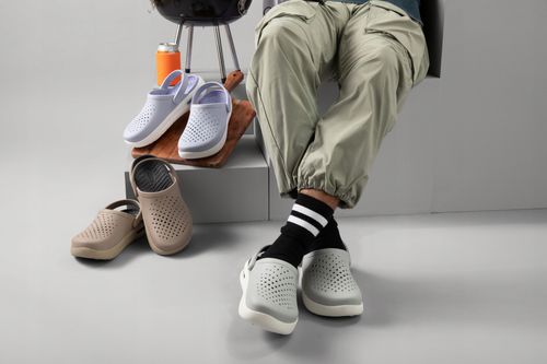 Damskie Chodaki Klapki Crocs LiteRide InMotion 209964 Clog 38-39 na Arena.pl