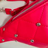 Nerka damska czerwona z ćwiekami