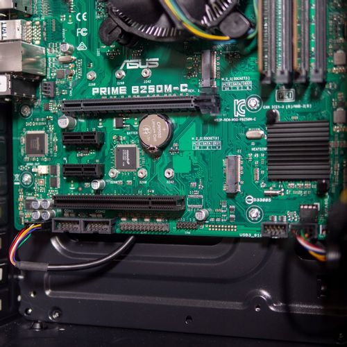 SZYBKI PC I3-6GEN 16GB DDR4 500GB SSD DVD WIN10 na Arena.pl