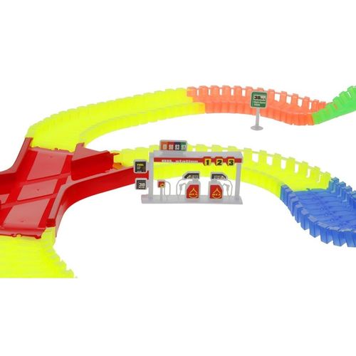 Tor Samochodowy Świecący 528el Magic Track 2 Autka na Arena.pl