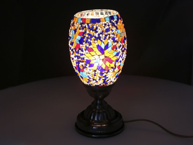 Lampa stołowa - klosz pojedynczy, wielokolorowy zdjęcie 3
