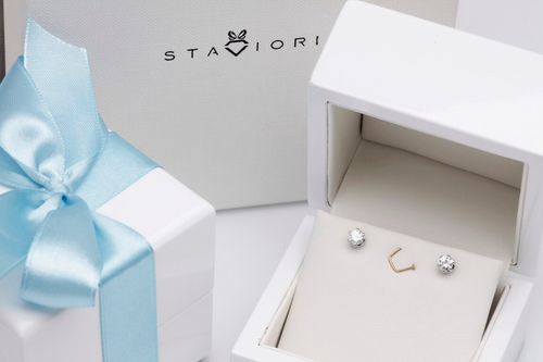 Złote kolczyki KXD2500 - Diament na Arena.pl