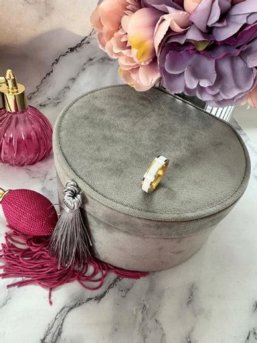 1085 Złoty pierścionek obrączka biały środek r 9/19mm stal chirurgiczna na Arena.pl