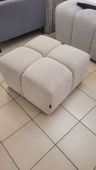 PUF AGAVE CAPPUCINO TKANINA STRUKTURALNA 65/65/38 MAZZINI