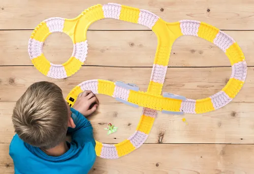 Kolejka Tor Samochodowy Auta Budowlane 255 elementów na Arena.pl