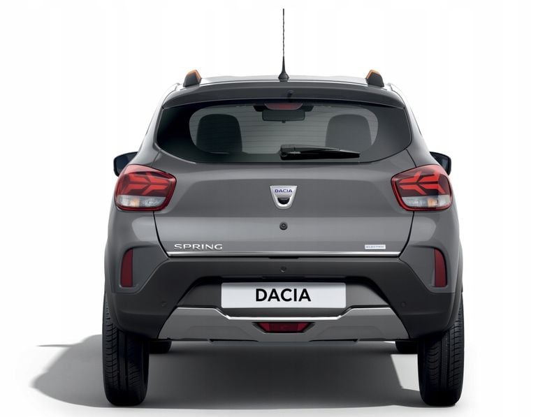 Dacia Spring - Listwa CHROM na Klapę zdjęcie 1