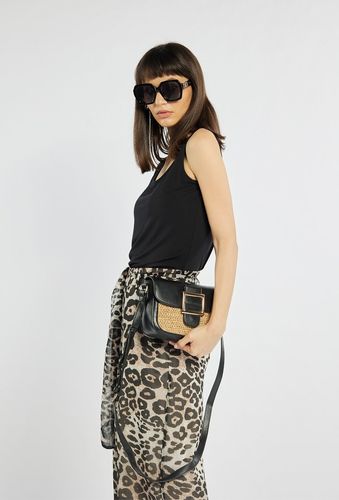 Monnari - torebka listonoszka koszyk pleciony panel beżowo-czarny BAG0410 na Arena.pl