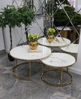 Zestaw złotych stolików kawowych Premium z kamiennym blatem marmurkowym