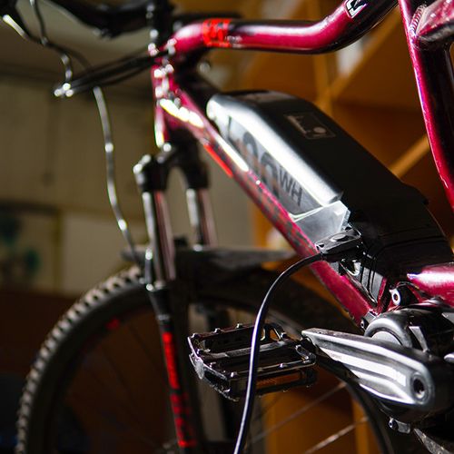 Ładowarka Qoltec 36V/42V 2A do e-bike XLR 3-pin na Arena.pl