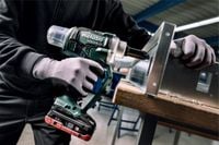 NITOWNICA AKUMULATOROWA 18V NP 18 LTX BL 5.0 2*4.0AH 619002800 METABO