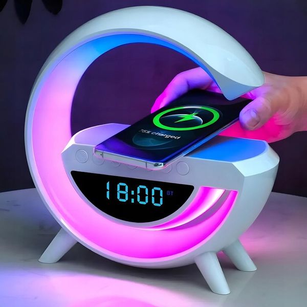 Lampka nocna biurkowa 6w1 | Zegar | Budzik | Radio | Ładowarka | Głośnik zdjęcie 2